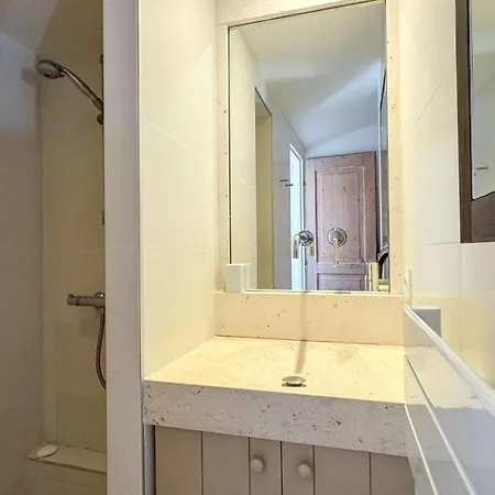 Villa Dans Le Centre Village De Marie De Re, Charmante Location Entierement Renovee *